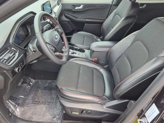 2026 Ford Escape - $27,500