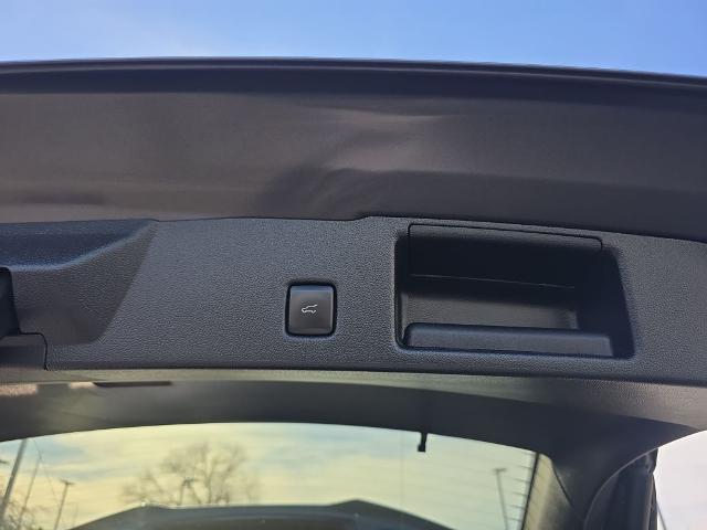 2023 Ford Escape - $25,369