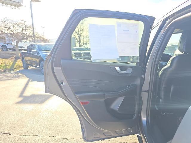 2023 Ford Escape - $25,369
