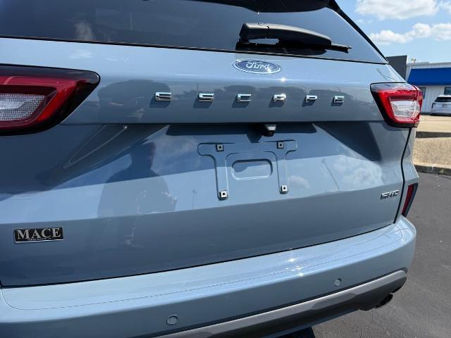 2023 Ford Escape - $23,700