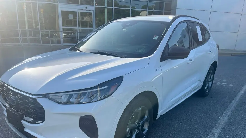 2023 Ford Escape ST-Line