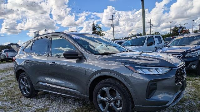 2023 Ford Escape ST-Line