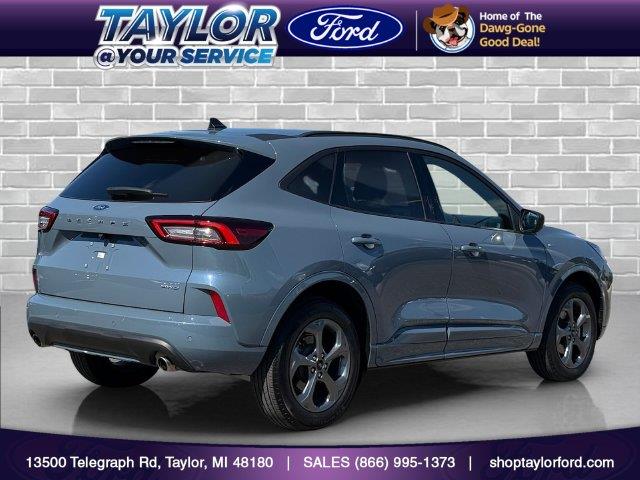 2023 Ford Escape - $24,398