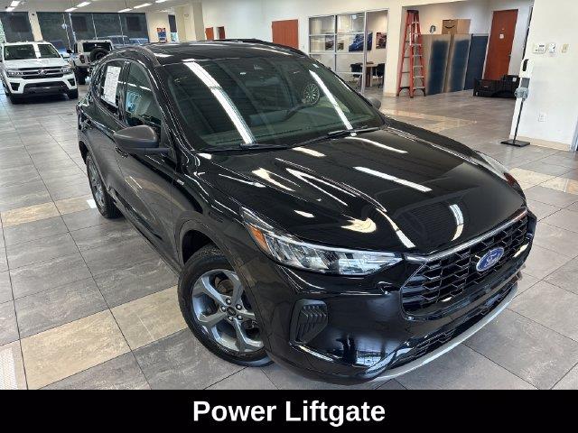 2023 Ford Escape - $24,000