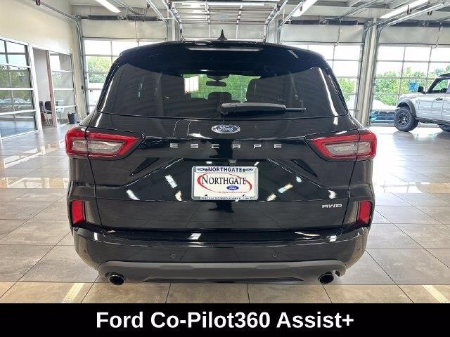 2023 Ford Escape - $24,000