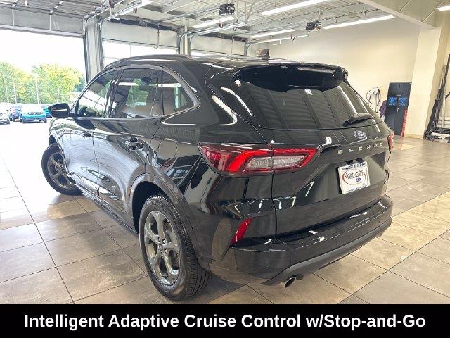 2023 Ford Escape - $24,000