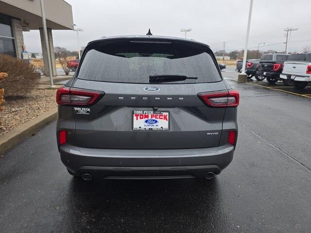 2024 Ford Escape - $27,490