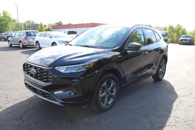 2024 Ford Escape - $21,745