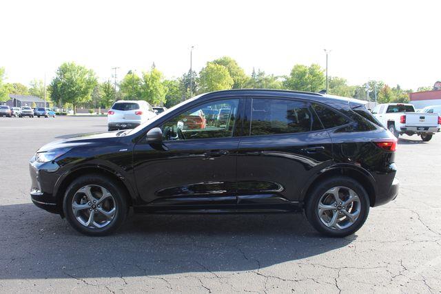 2024 Ford Escape - $21,745