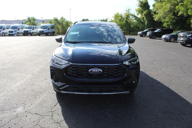 2024 Ford Escape - $21,745
