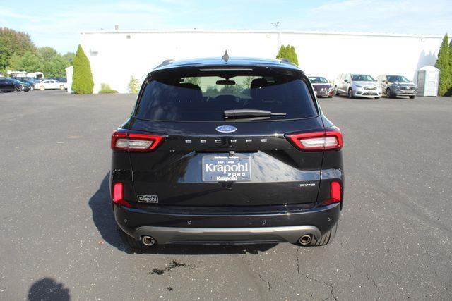 2024 Ford Escape - $21,745