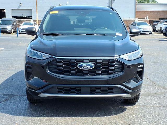 2024 Ford Escape - $23,900