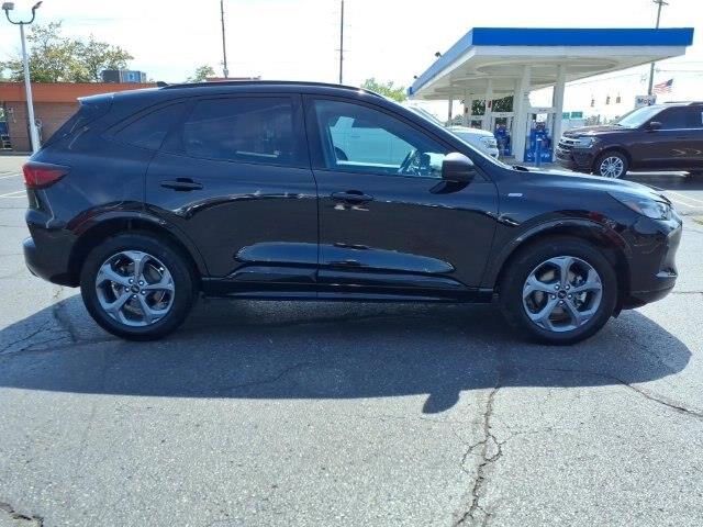 2024 Ford Escape - $23,900