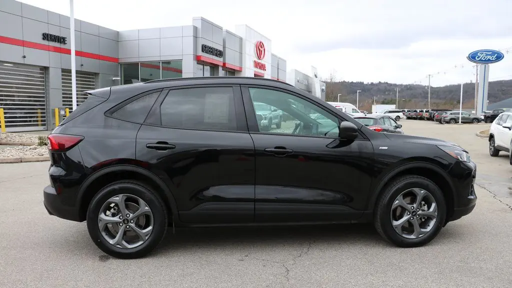 2025 Ford Escape ST-Line