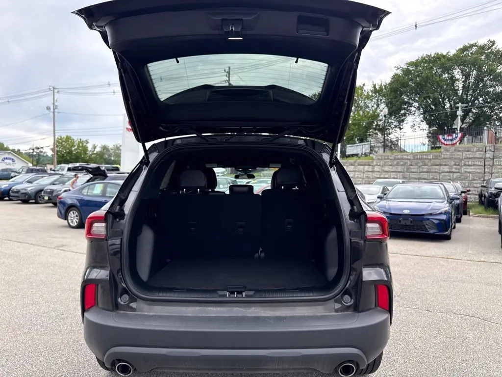 2025 Ford Escape - $23,599