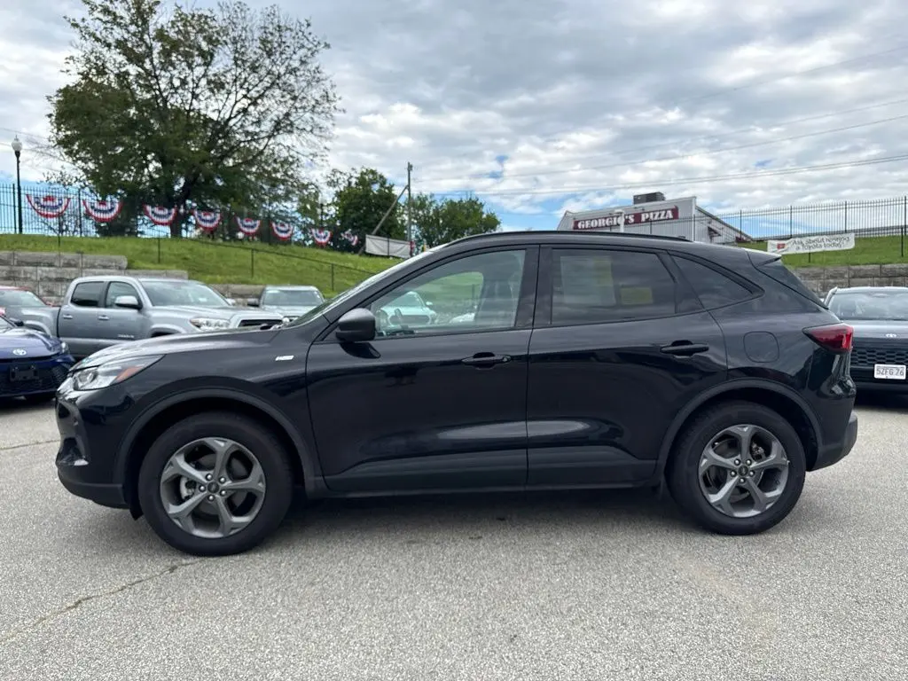 2025 Ford Escape - $23,599