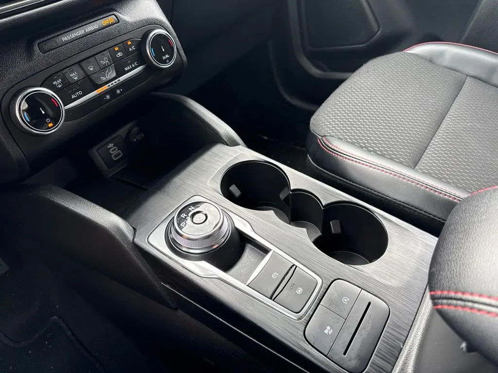 2025 Ford Escape - $23,599