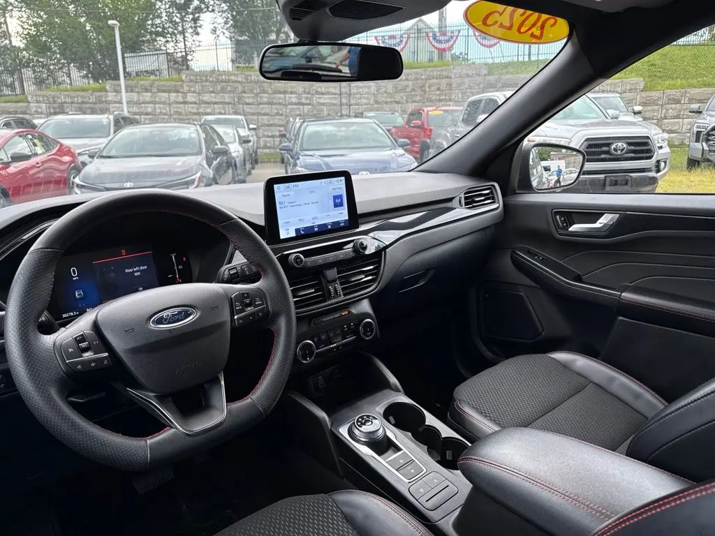 2025 Ford Escape - $23,599