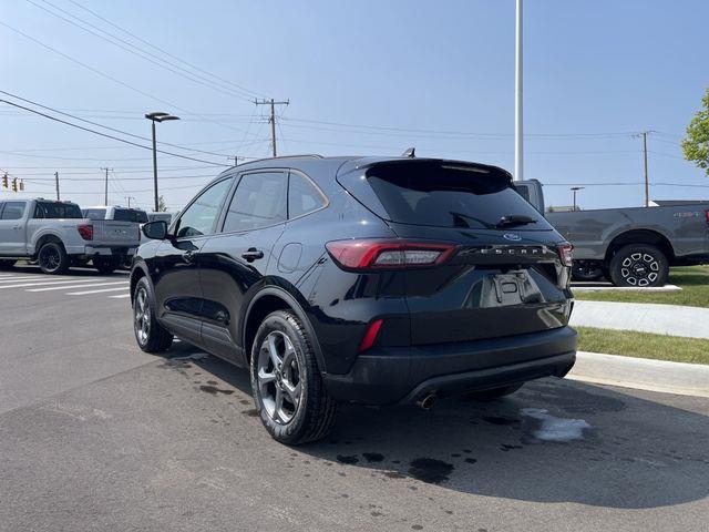 2025 Ford Escape - $19,304