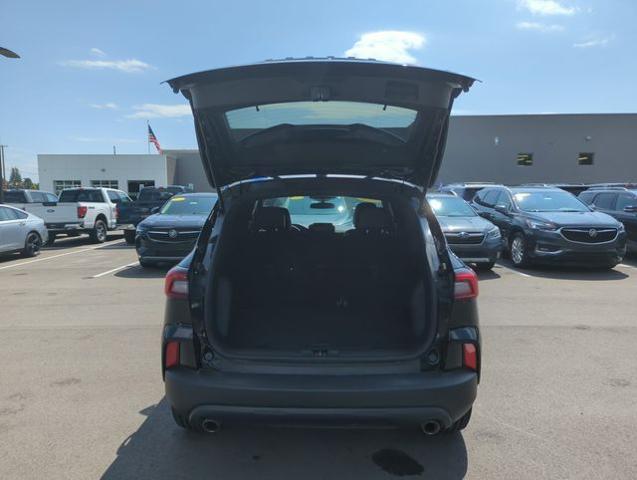 2025 Ford Escape - $19,304
