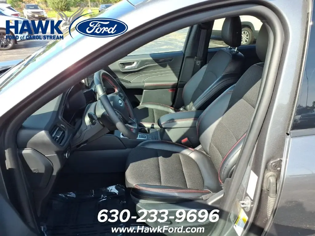 2026 Ford Escape - $27,999