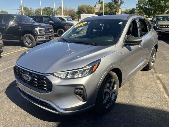 2023 Ford Escape - $22,847