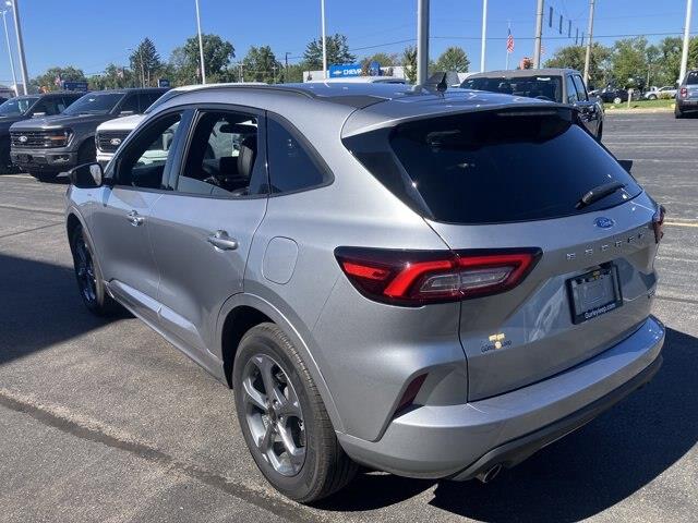 2023 Ford Escape - $22,847