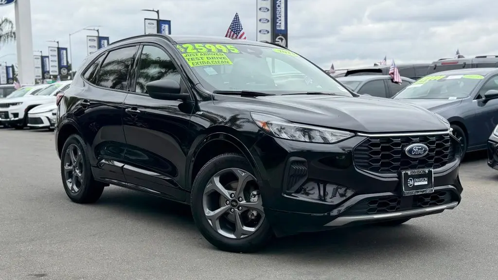 2023 Ford Escape ST-Line
