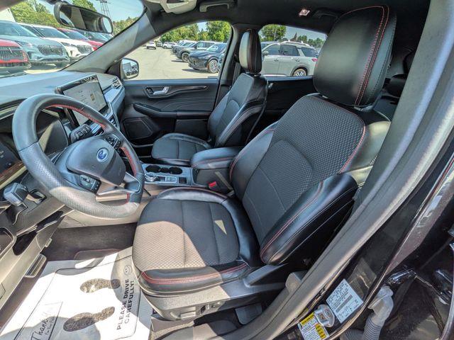 2023 Ford Escape - $24,200
