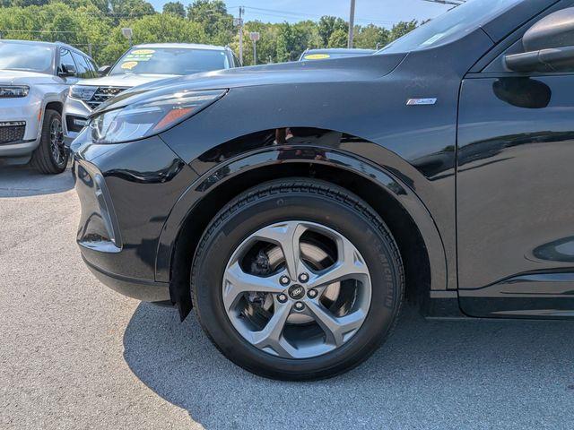 2023 Ford Escape - $24,200