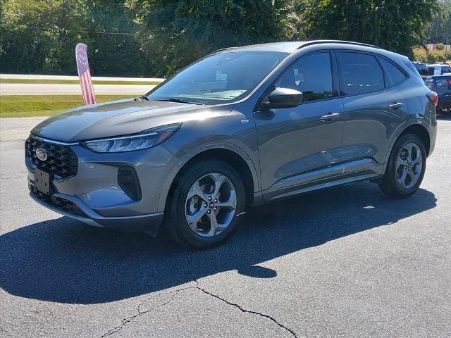 2023 Ford Escape - $23,600