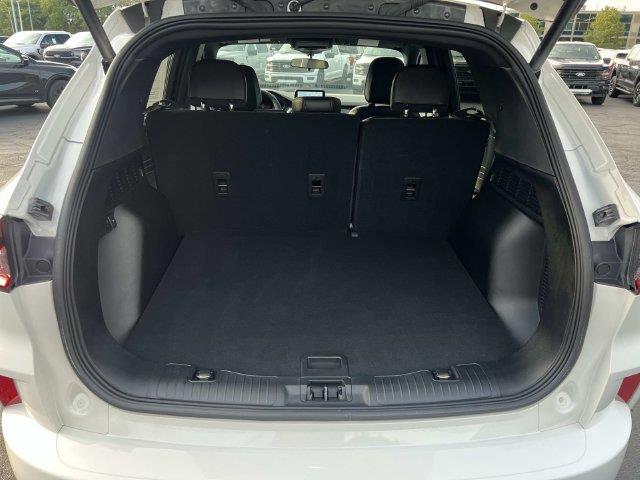 2023 Ford Escape - $23,750