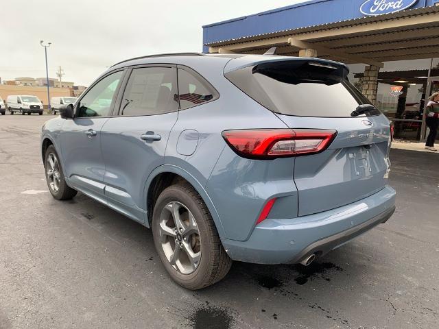 2023 Ford Escape - $21,559