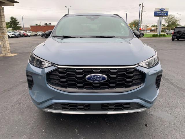 2023 Ford Escape - $21,559