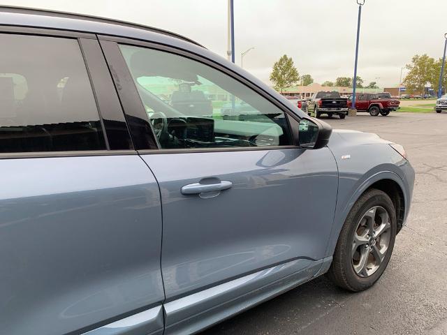 2023 Ford Escape - $21,559