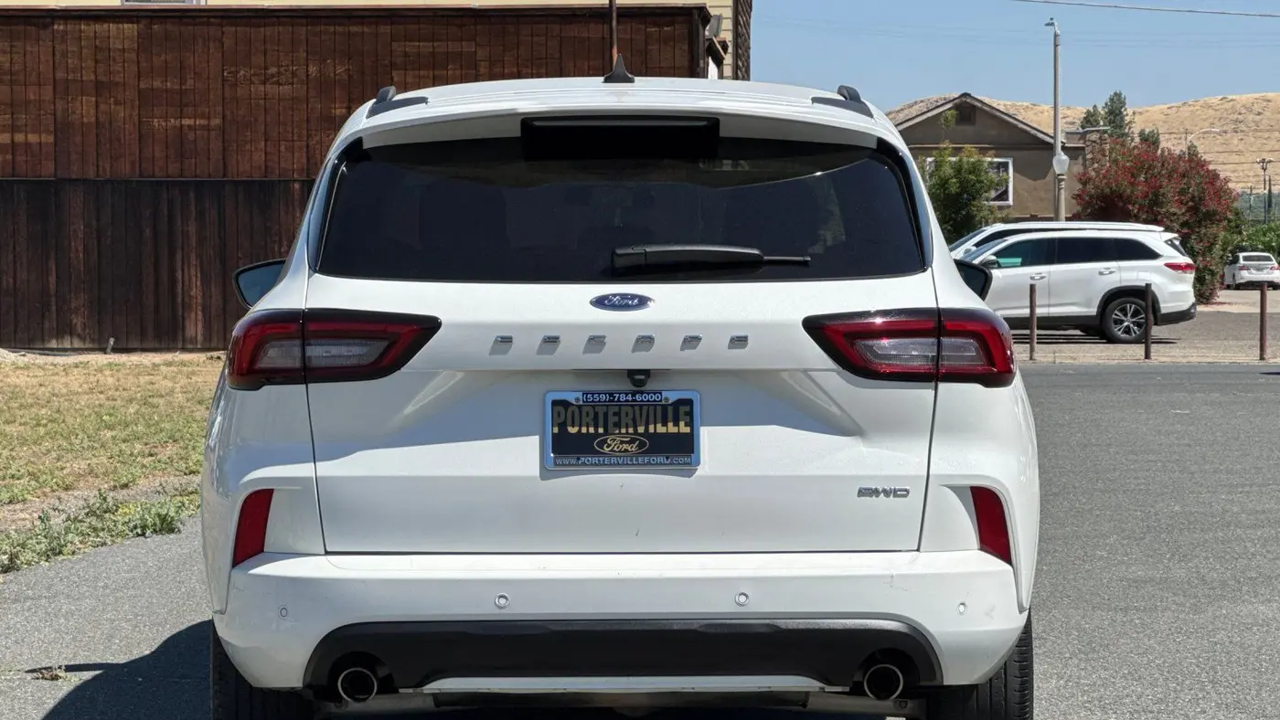 2023 Ford Escape ST-Line