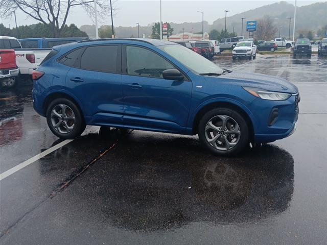 2023 Ford Escape - $23,500