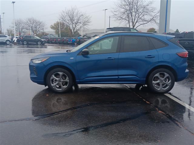 2023 Ford Escape - $23,500