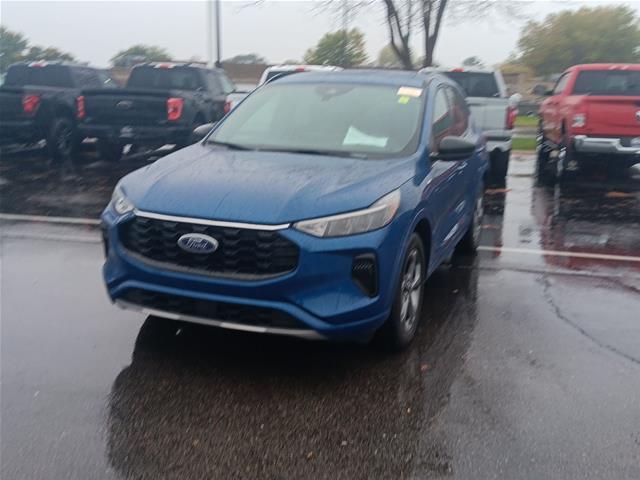 2023 Ford Escape - $23,500