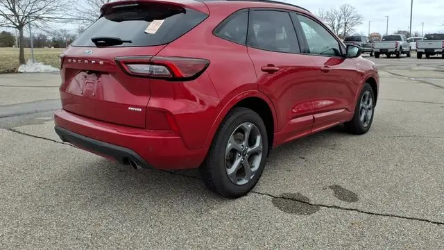 2024 Ford Escape ST-Line