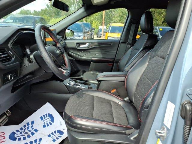 2024 Ford Escape - $25,000