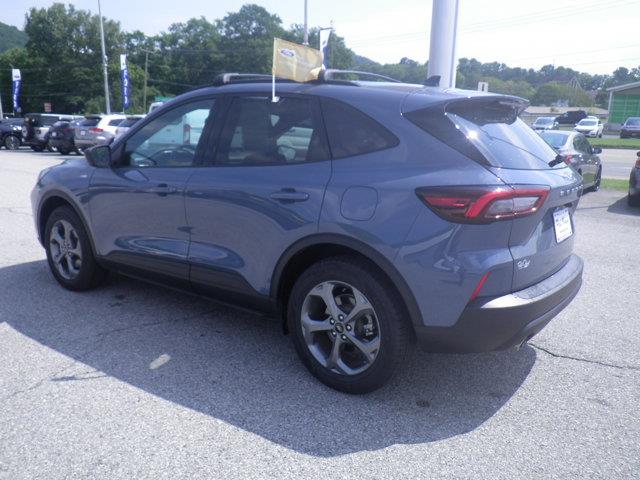 2025 Ford Escape - $27,500