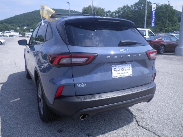 2025 Ford Escape - $27,500