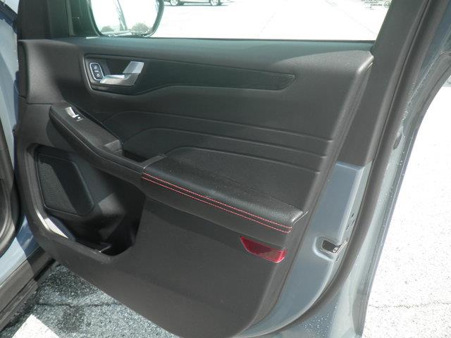 2025 Ford Escape - $27,500