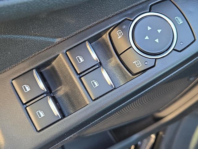 2025 Ford Escape - $30,900