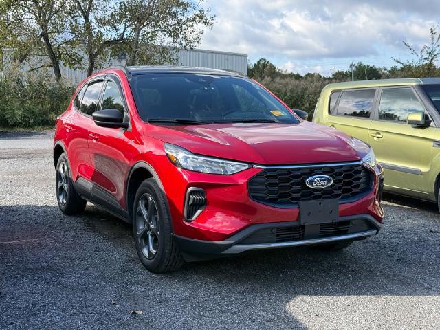 2025 Ford Escape - $25,142