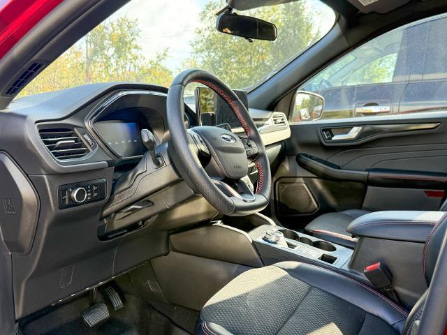 2025 Ford Escape - $25,142