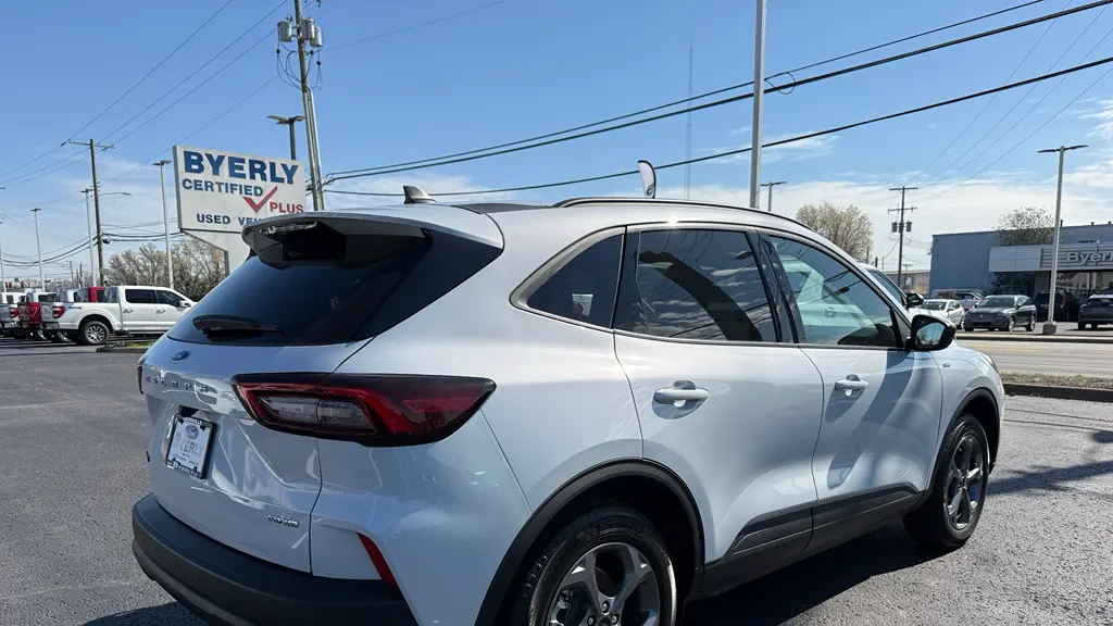 2025 Ford Escape ST-Line