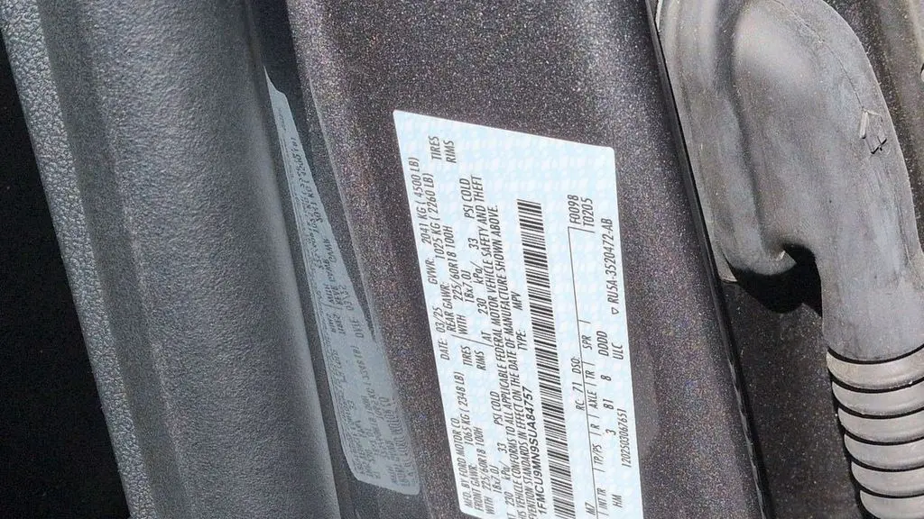2025 Ford Escape ST-Line