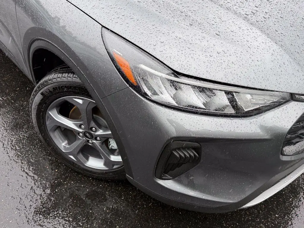 2025 Ford Escape - $25,191